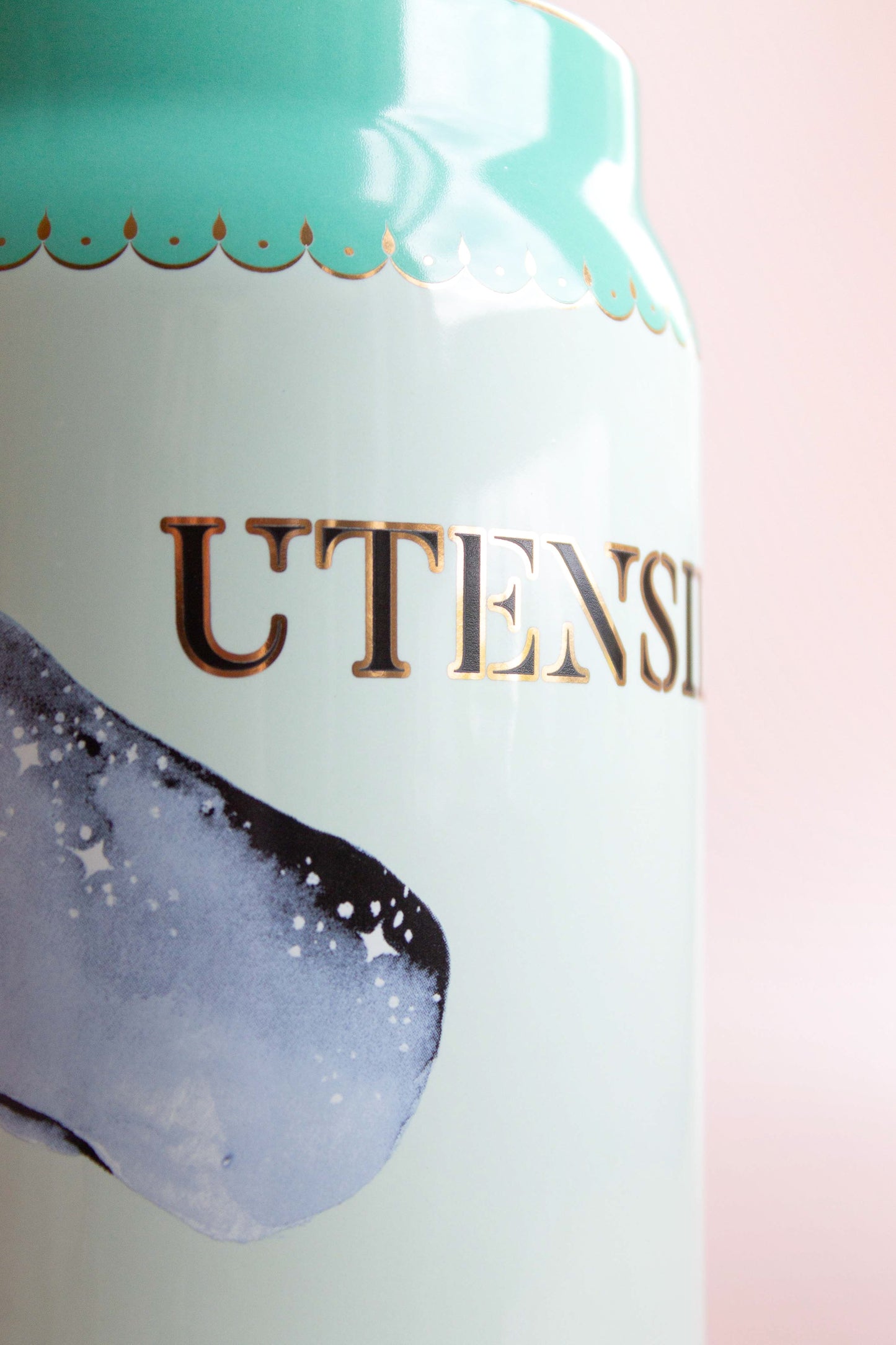 Yvonne Ellen Whale Utensil Pot
