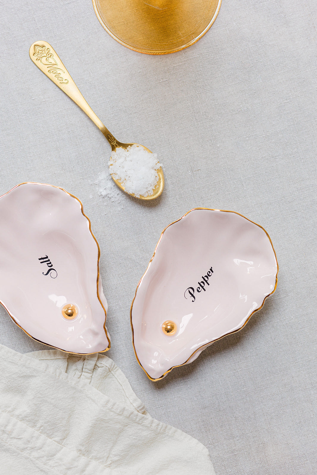 Yvonne Ellen Oyster Pinch Pots