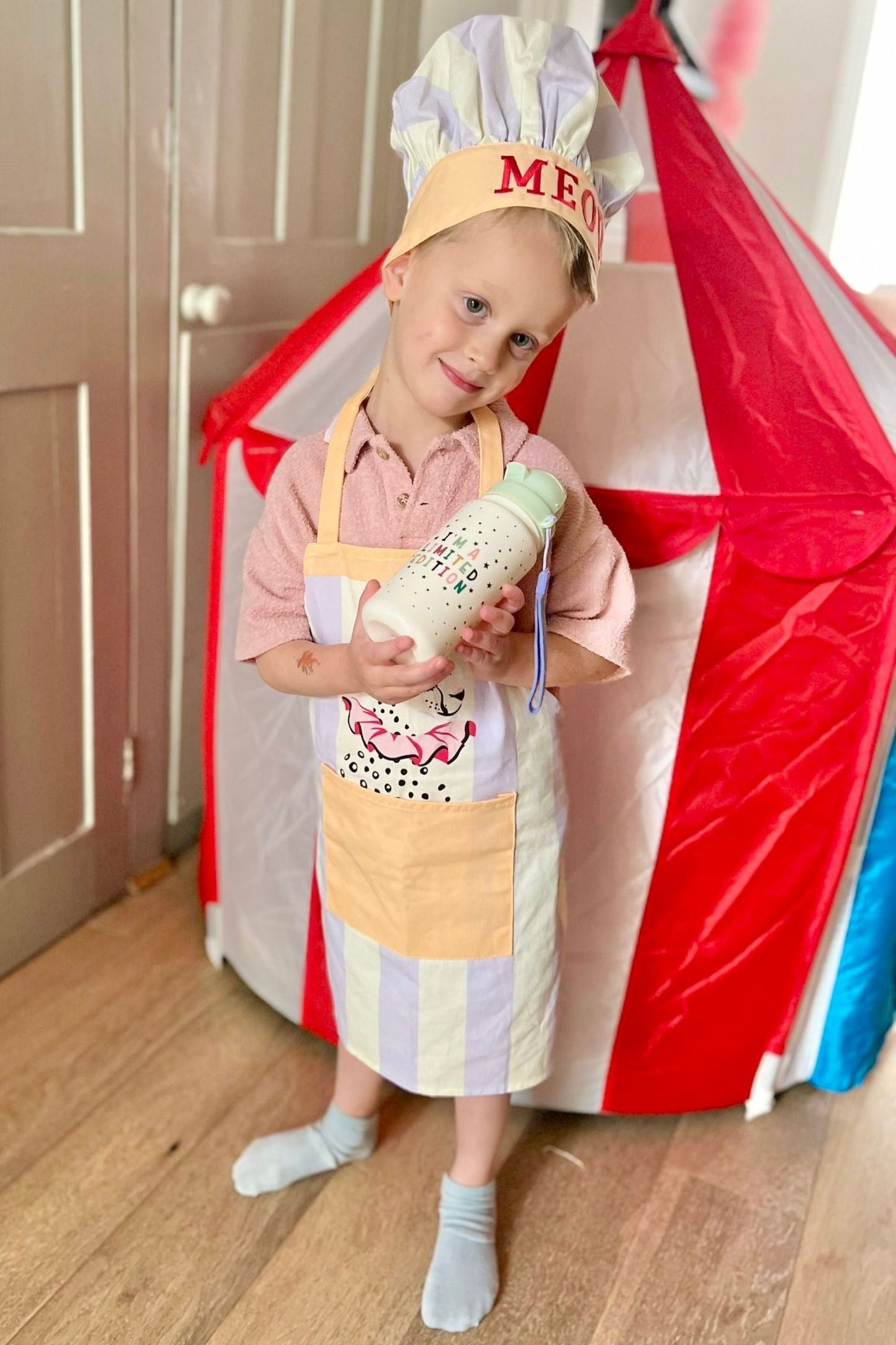 Yvonne Ellen Mini Kid's 'Meow' Apron and Chef Hat