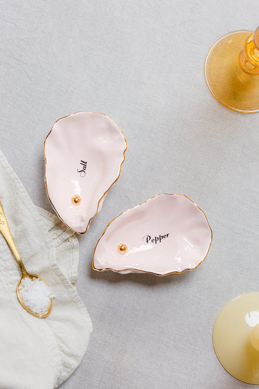 Yvonne Ellen Oyster Pinch Pots
