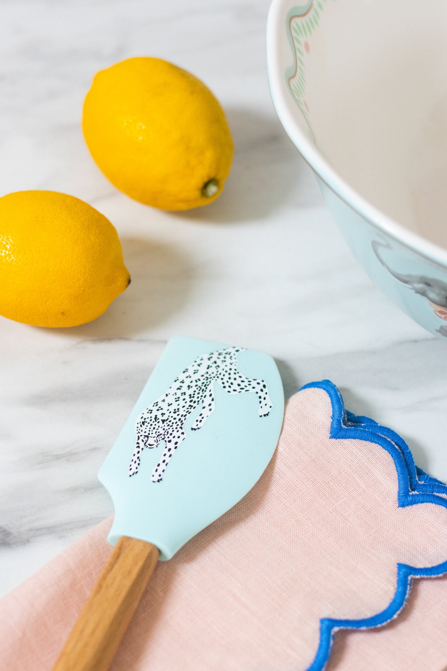 Yvonne Ellen Cheetah/WOW Spatulas (Set of 2)