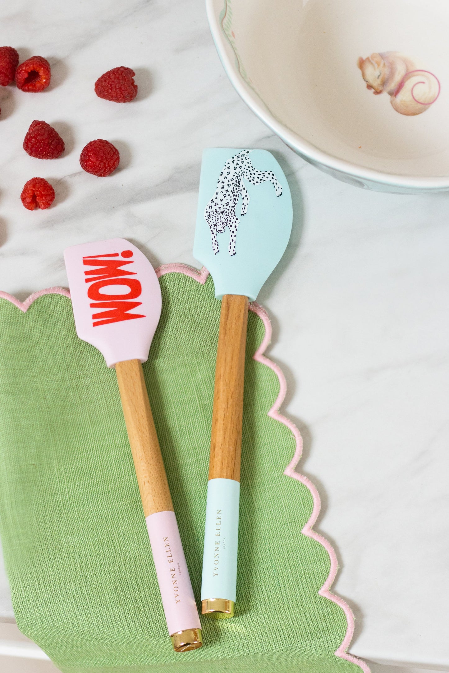 Yvonne Ellen Cheetah/WOW Spatulas (Set of 2)