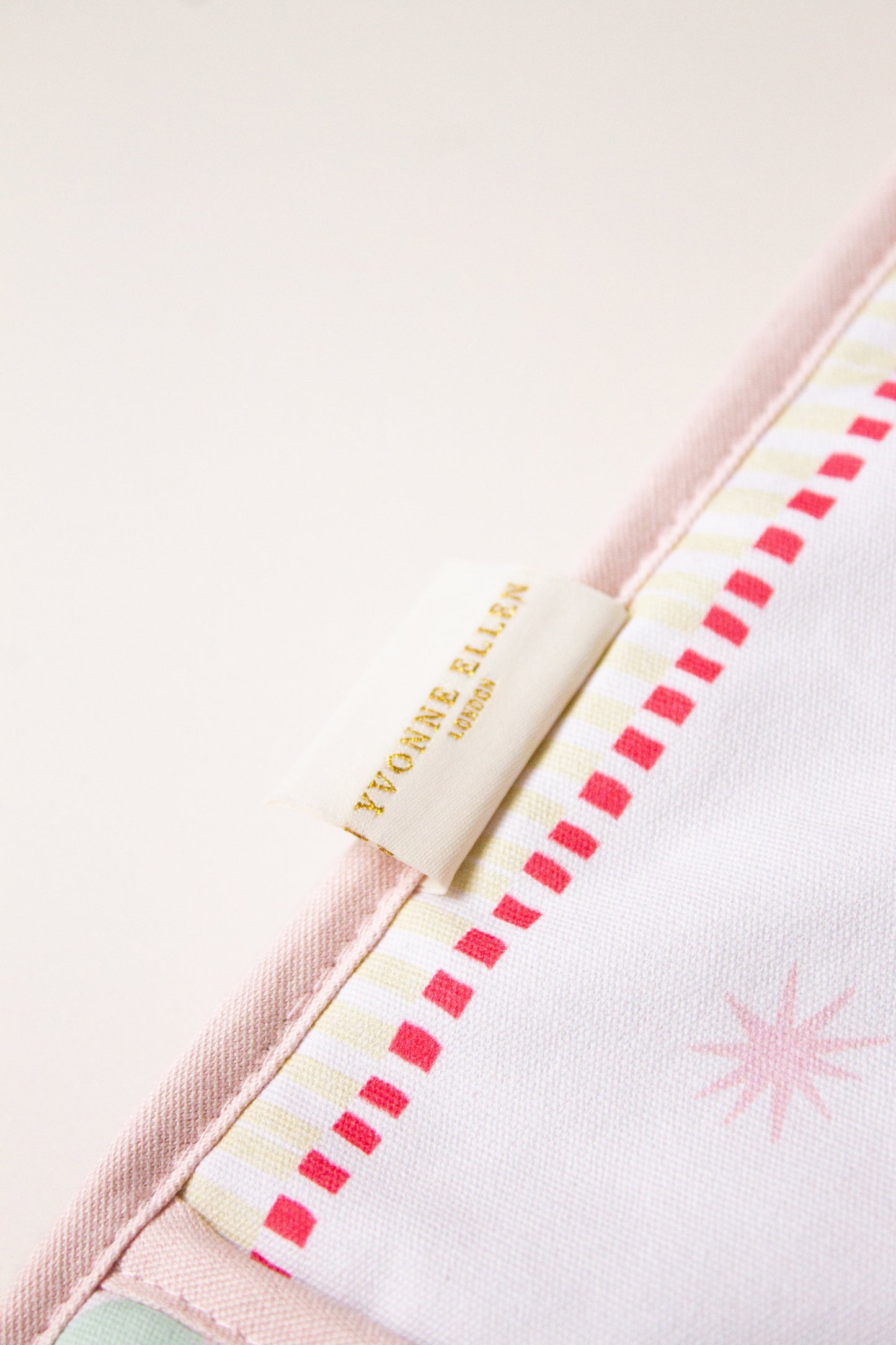 Yvonne Ellen Harlequin Double Oven Gloves