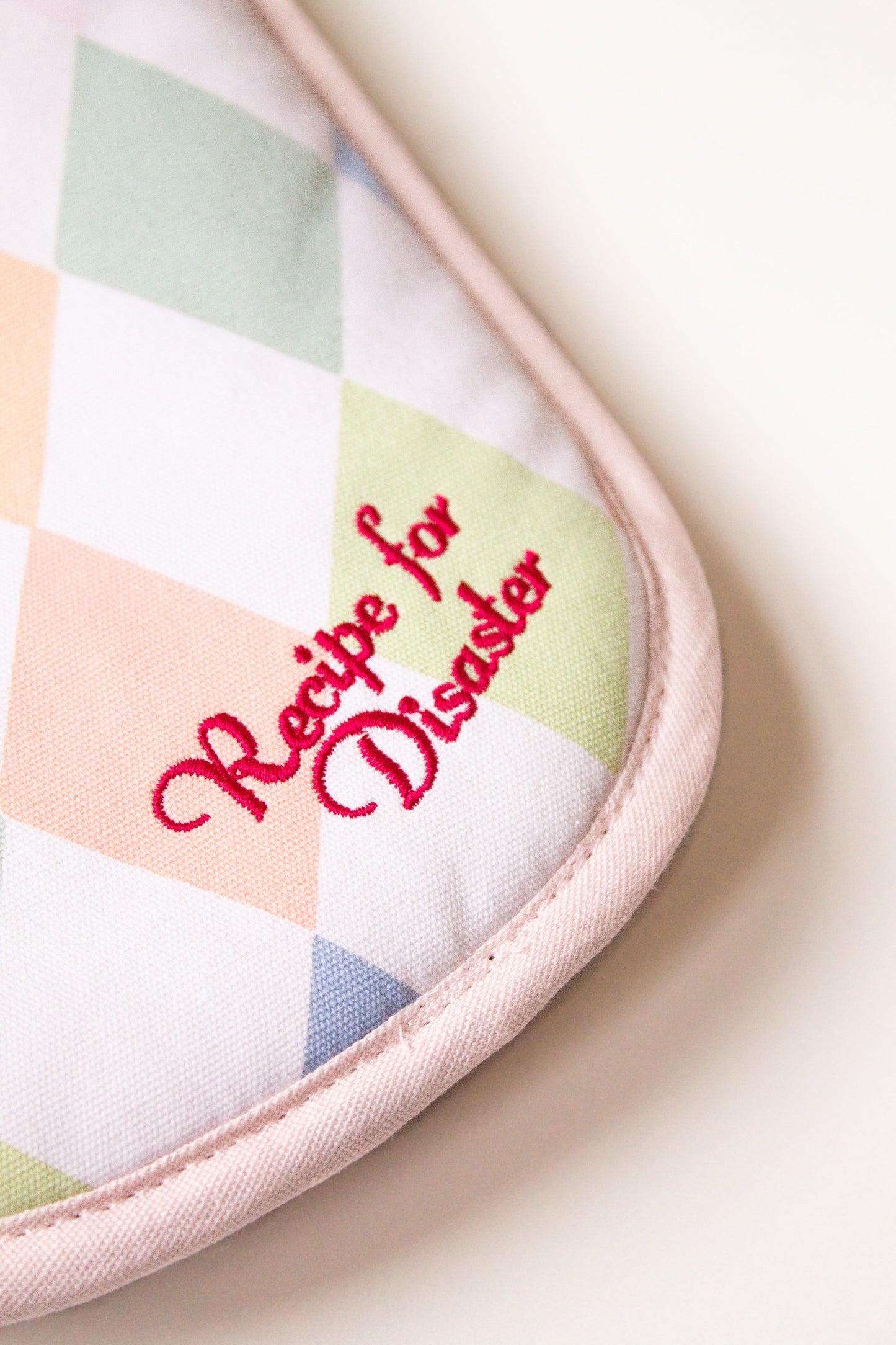 Yvonne Ellen Harlequin Double Oven Gloves