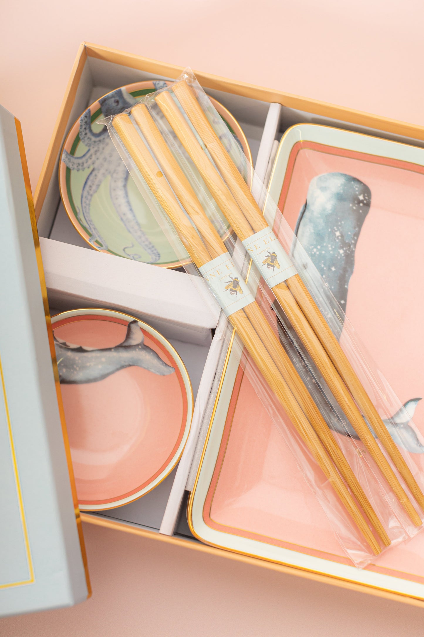 Yvonne Ellen Sushi Plates with Dip Bowls (Set of 2)