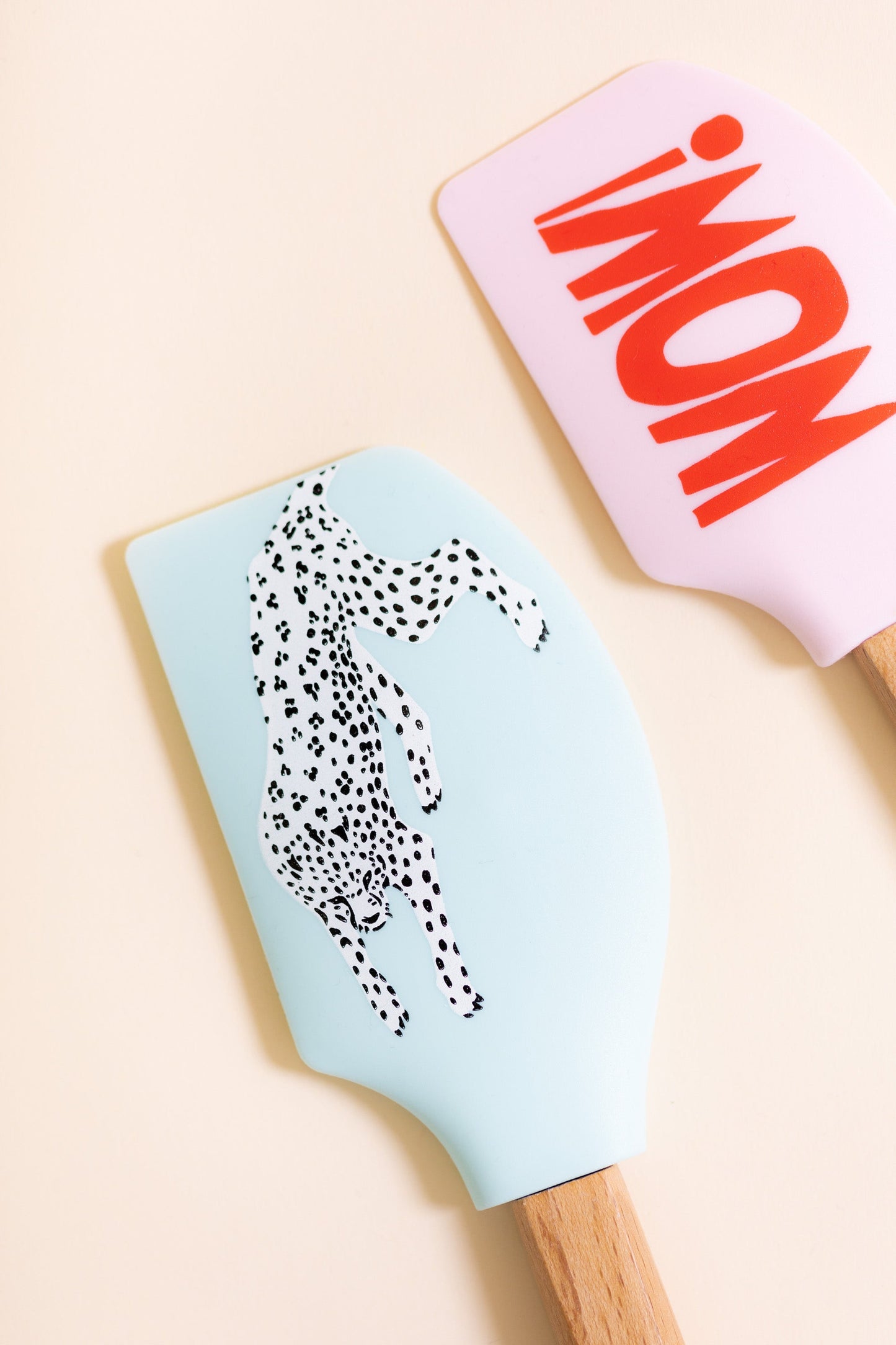 Yvonne Ellen Cheetah/WOW Spatulas (Set of 2)