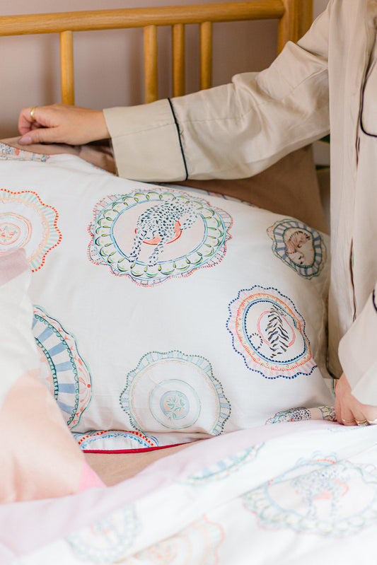 Yvonne Ellen Vintage Plates Oxford Pillowcase Pair